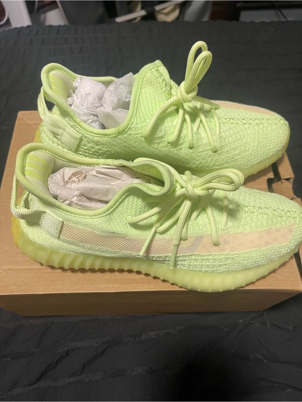 adidas Yeezy Low-Top Sneakers - Light Green